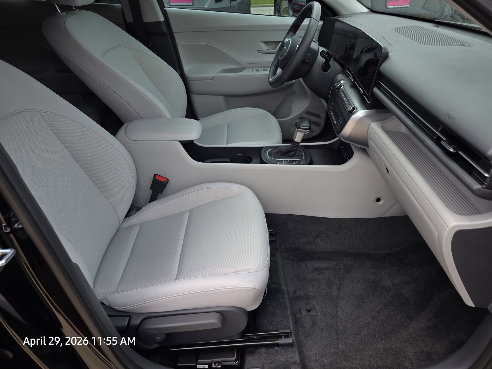Certified 2025 Hyundai Kona SEL AWD/4WD image 12