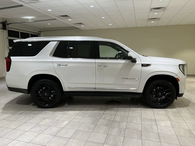 Certified 2023 GMC Yukon Denali w/ LPO, Floor Liner Package AWD/4WD image 6