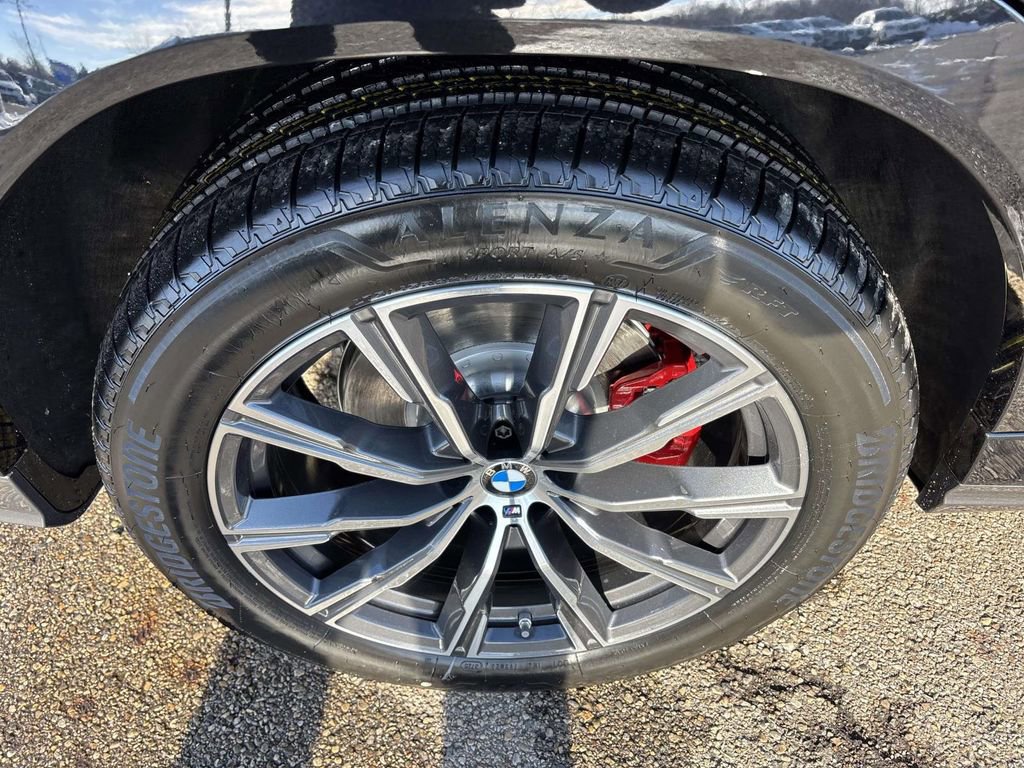 New 2026 BMW X6 xDrive40i w/ Executive Package image 10