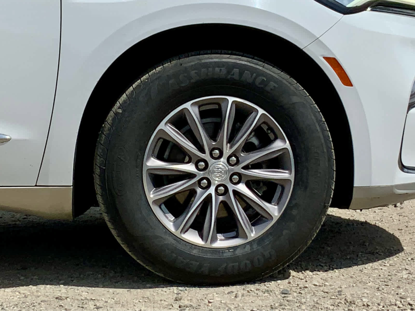 Used 2022 Buick Enclave Premium AWD/4WD image 15