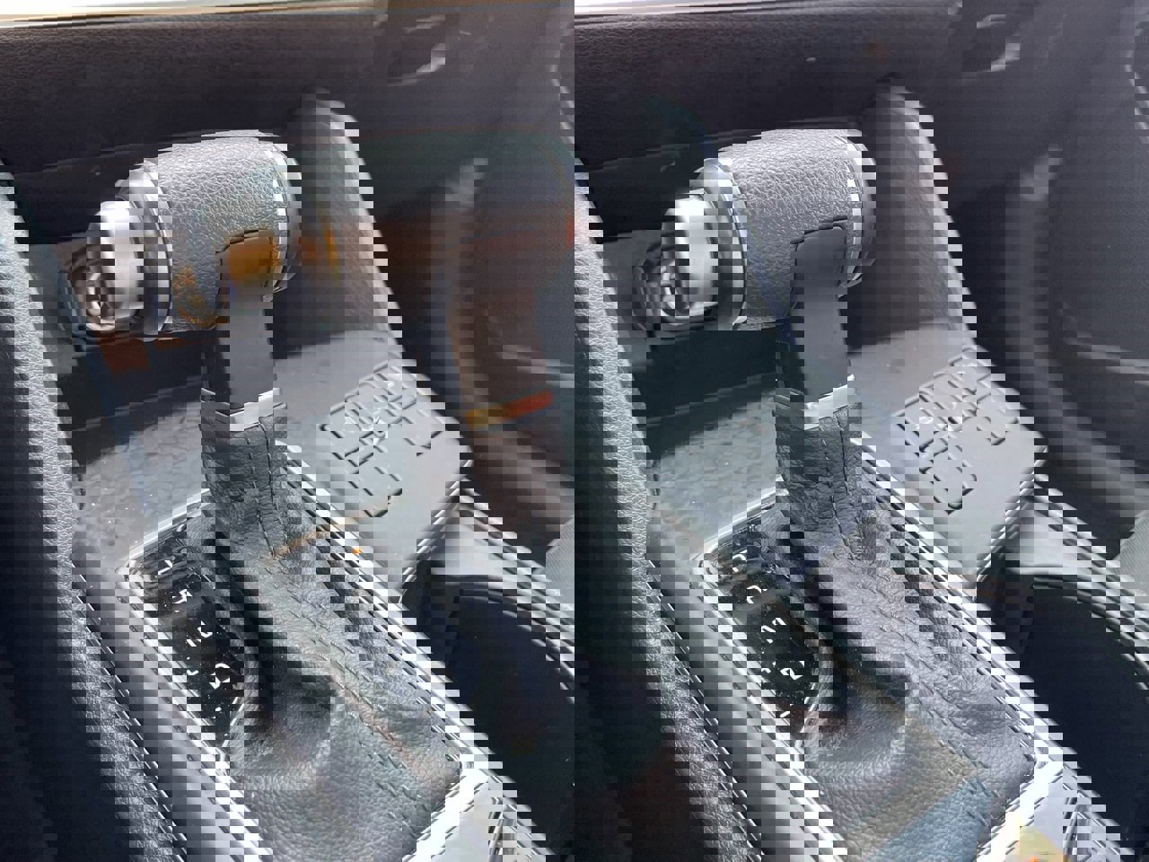 Used 2024 Kia Sportage LX image 6