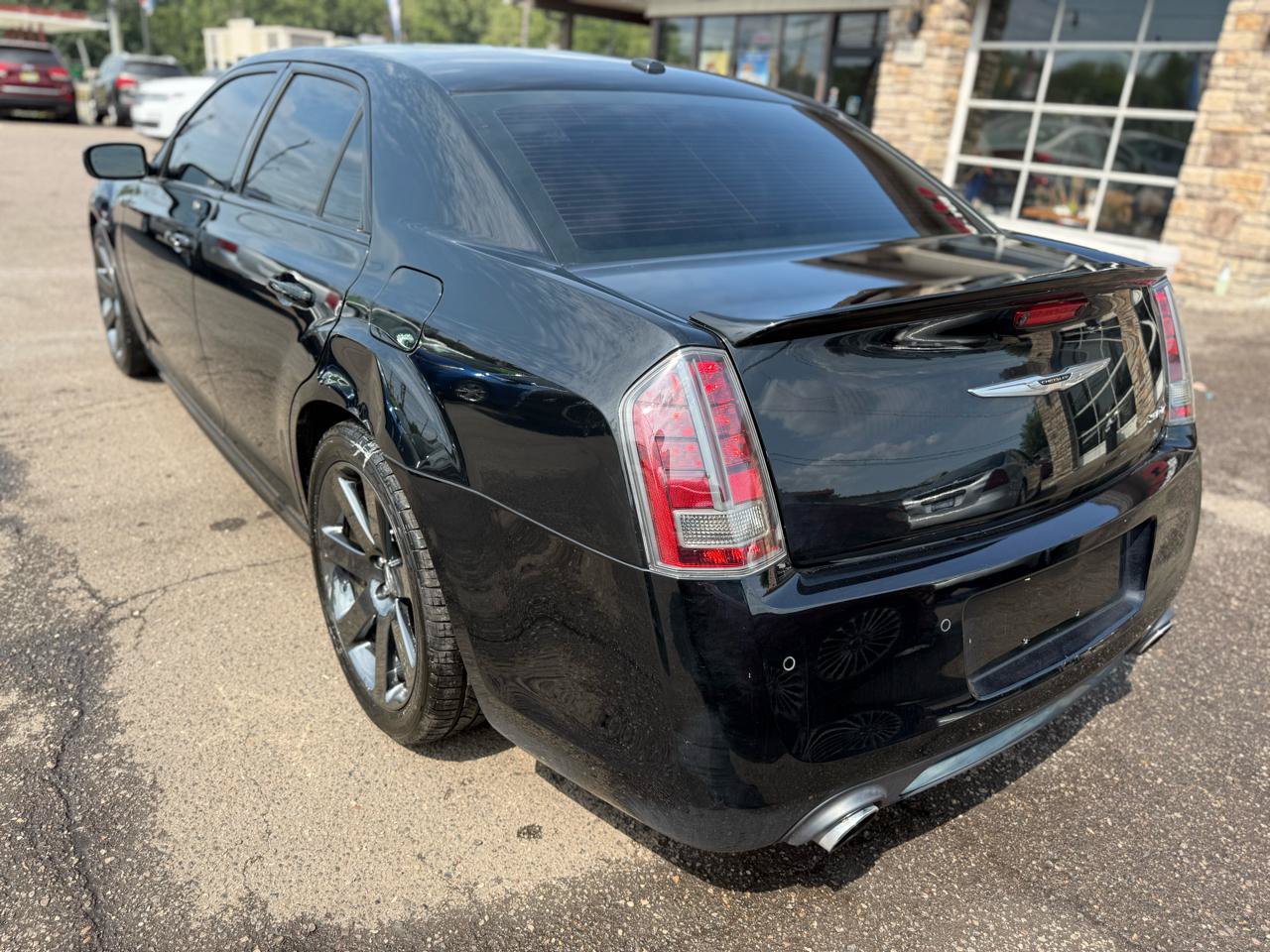 Used 2014 Chrysler 300 SRT8 w/ Leather Interior Group RWD image 8