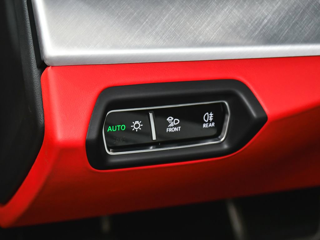 Used 2022 Lamborghini Urus AWD/4WD image 26