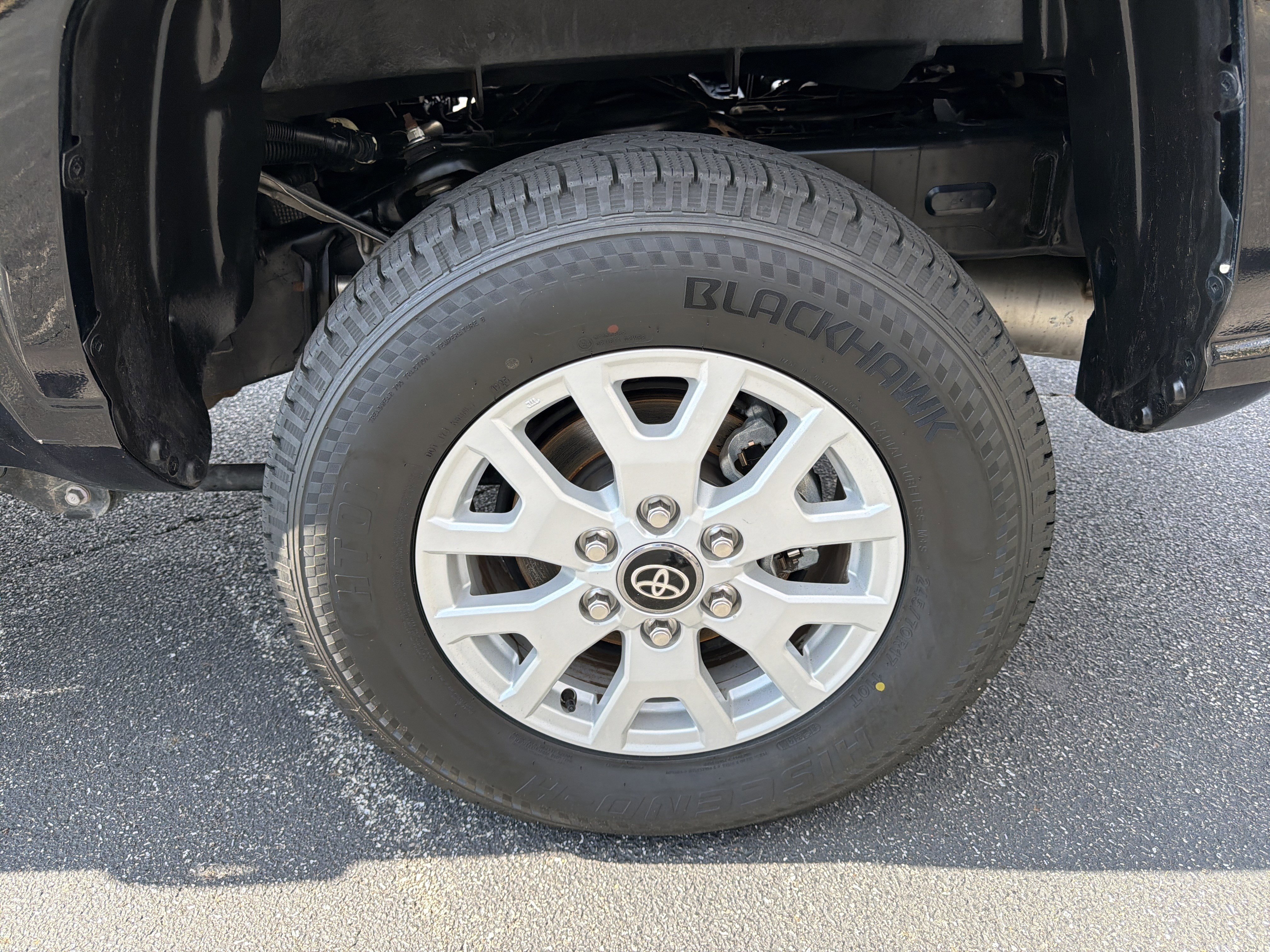 Used 2024 Toyota Tacoma SR5 image 19