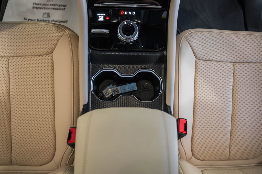 New 2025 Jeep Grand Cherokee Limited w/ Luxury Tech Group II image 25