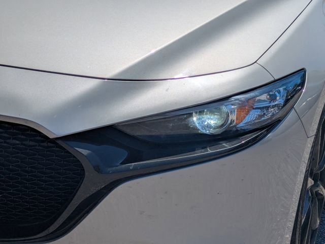 Used 2024 MAZDA MAZDA3 s FWD image 9