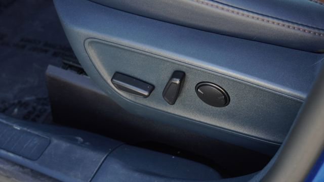 Used 2023 Ford Maverick Lariat w/ Lariat Luxury Package image 18