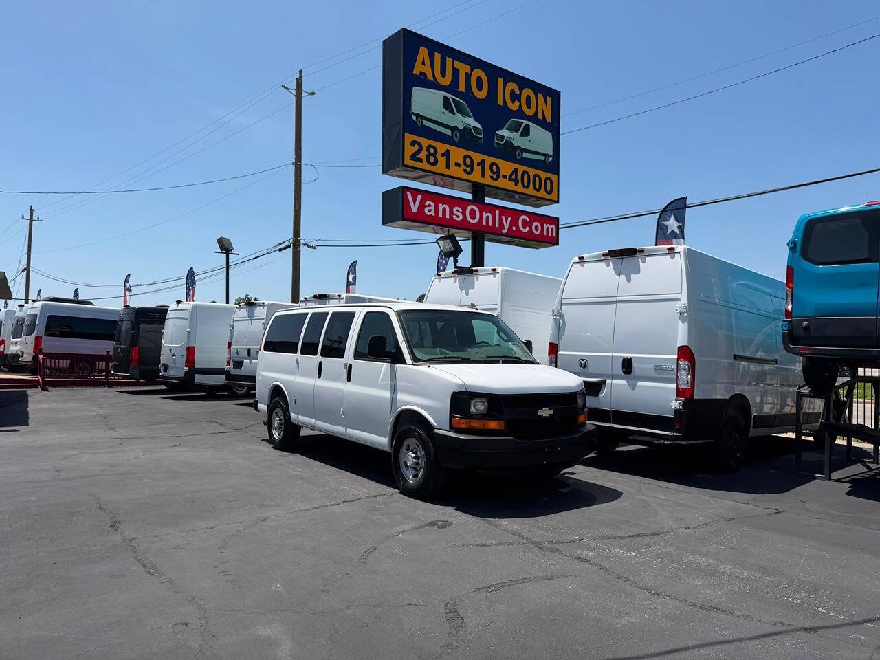 Used 2016 Chevrolet Express 2500 LS RWD image 32