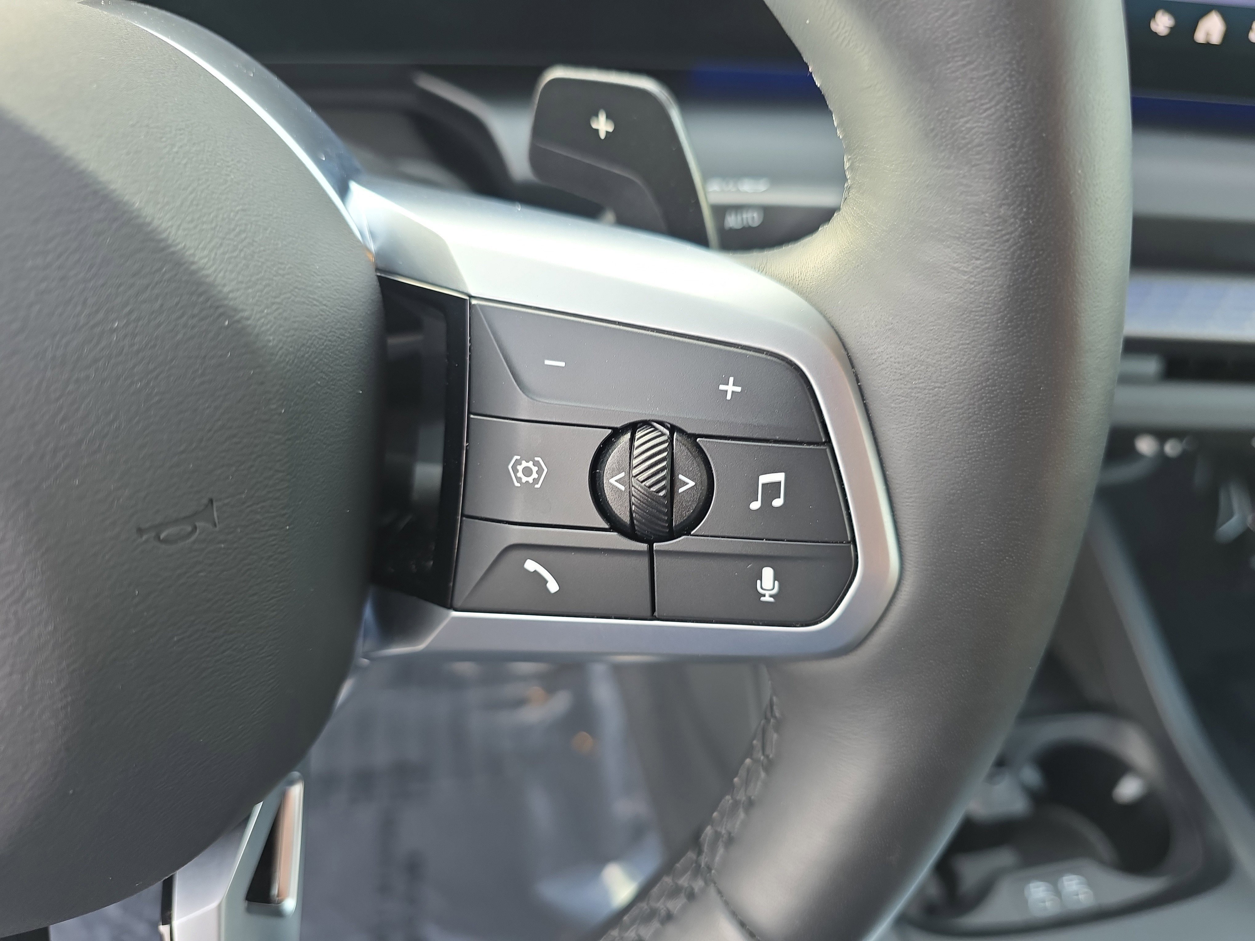 Used 2025 BMW 228i xDrive 228 xDrive image 30