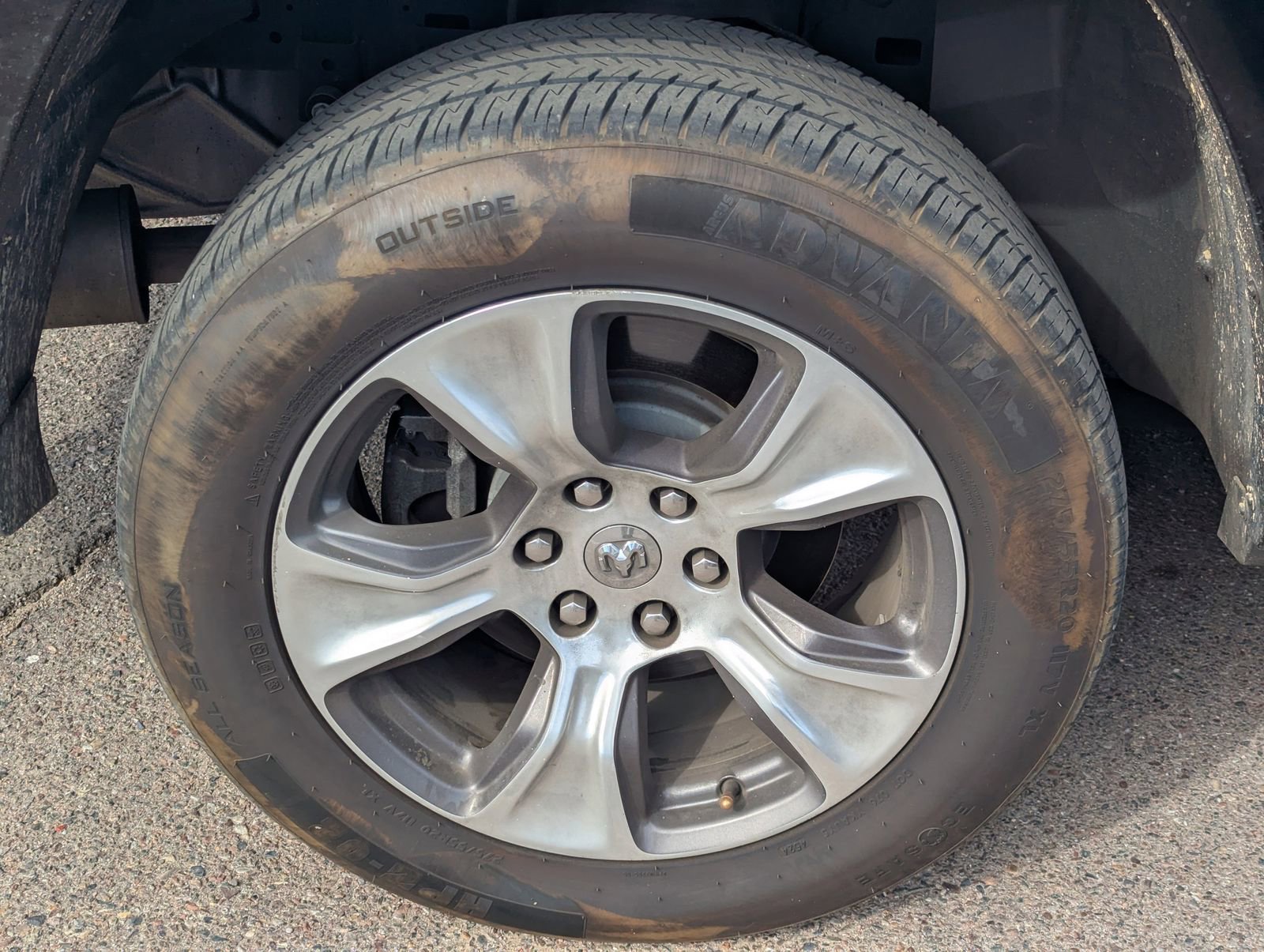 Used 2019 RAM 1500 Laramie image 5