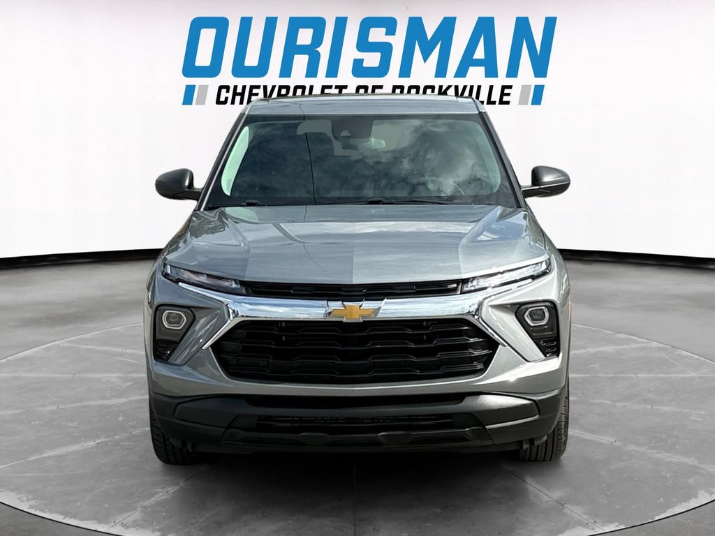 Used 2024 Chevrolet TrailBlazer LS w/ LS Convenience Package FWD image 8