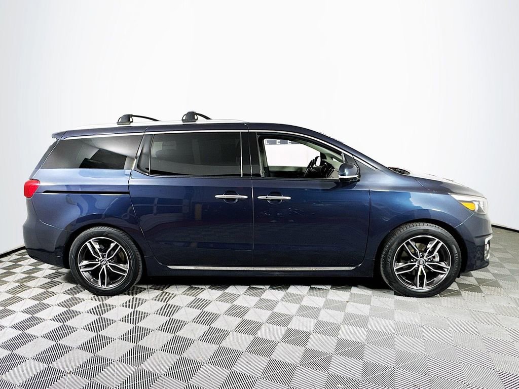Used 2016 Kia Sedona SX Limited w/ Option Group 030 image 8