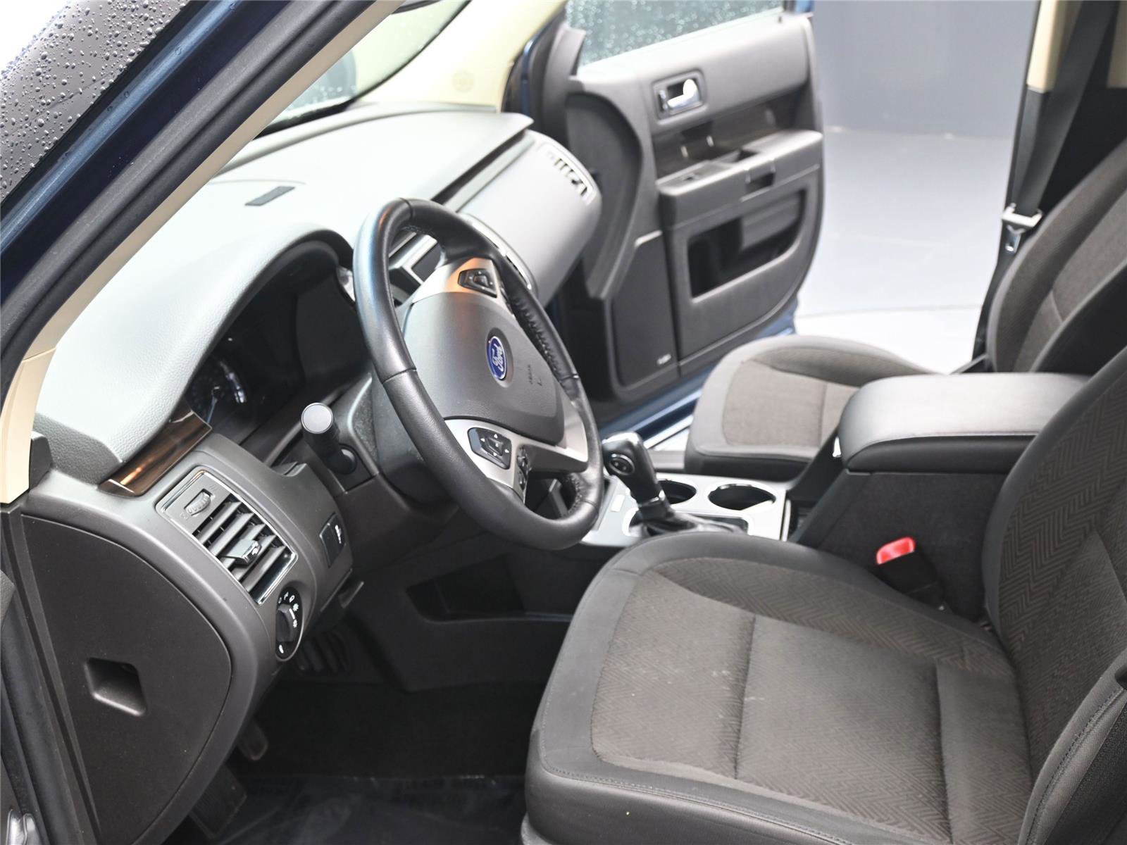 Used 2019 Ford Flex SEL image 5
