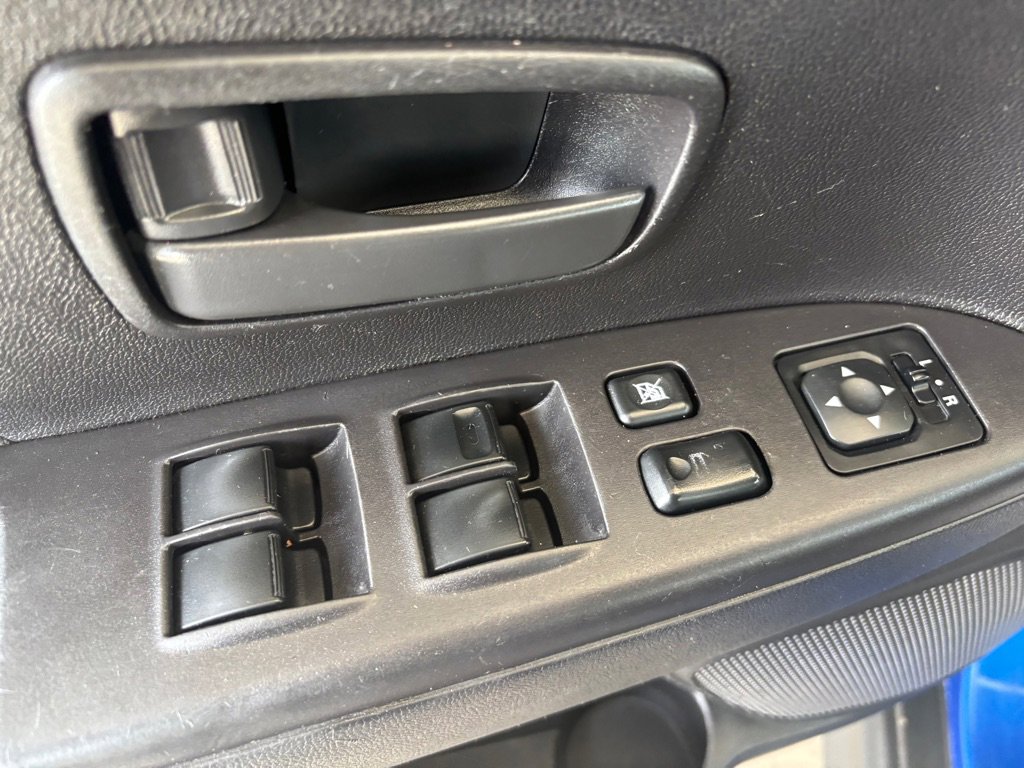 Used 2015 Mitsubishi Outlander Sport ES image 17