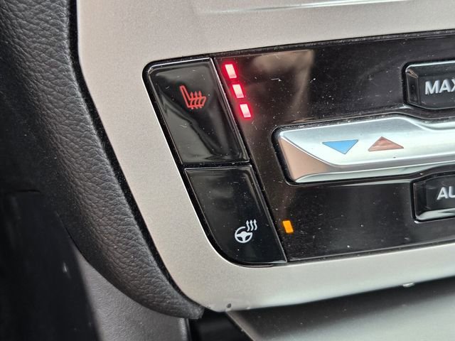 Certified 2022 Ford Explorer XLT w/ Equipment Group 202A AWD/4WD image 21