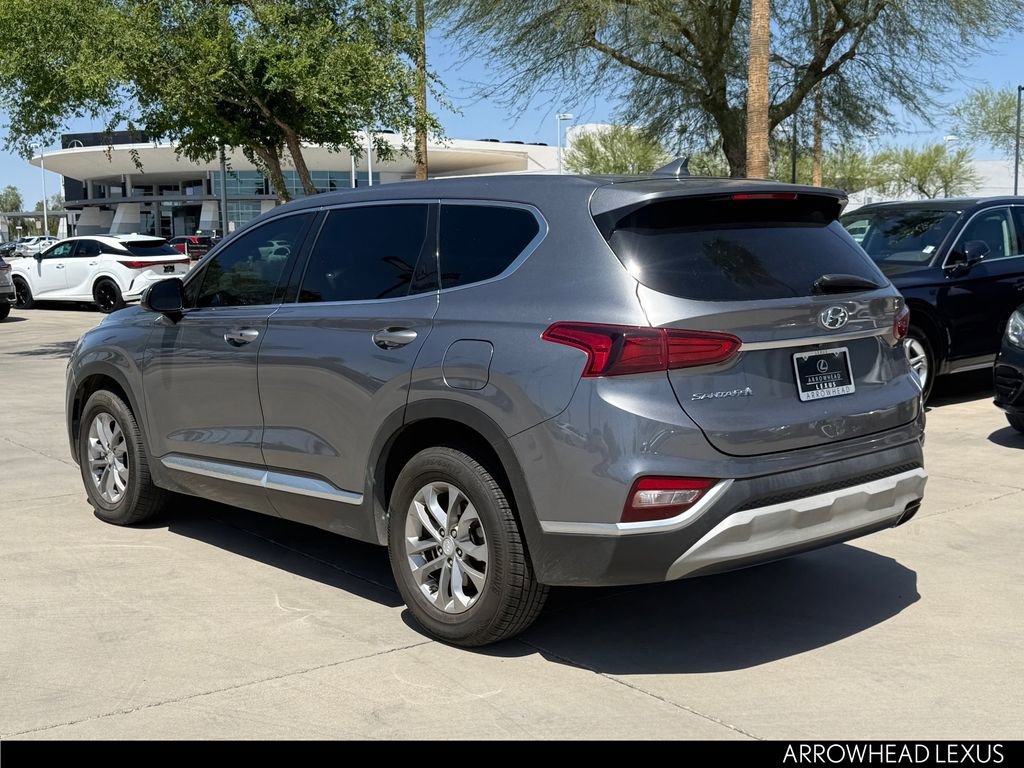 Used 2019 Hyundai Santa Fe SEL FWD image 4