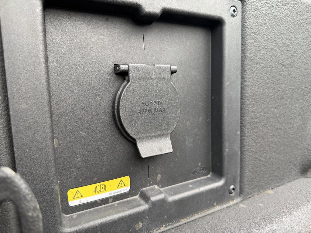 Used 2022 Ford F150 XLT w/ Equipment Group 302A High image 16