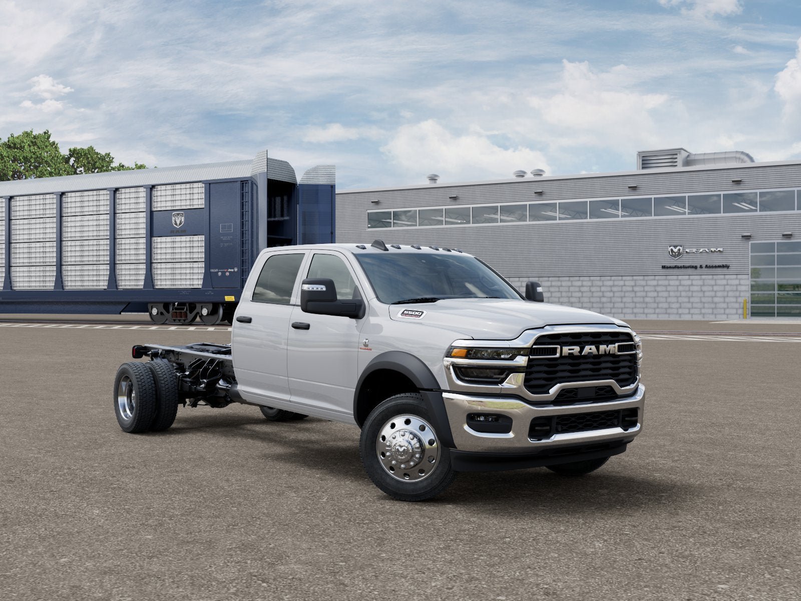 New 2026 RAM 5500 Tradesman w/ Chrome Appearance Group AWD/4WD image 3