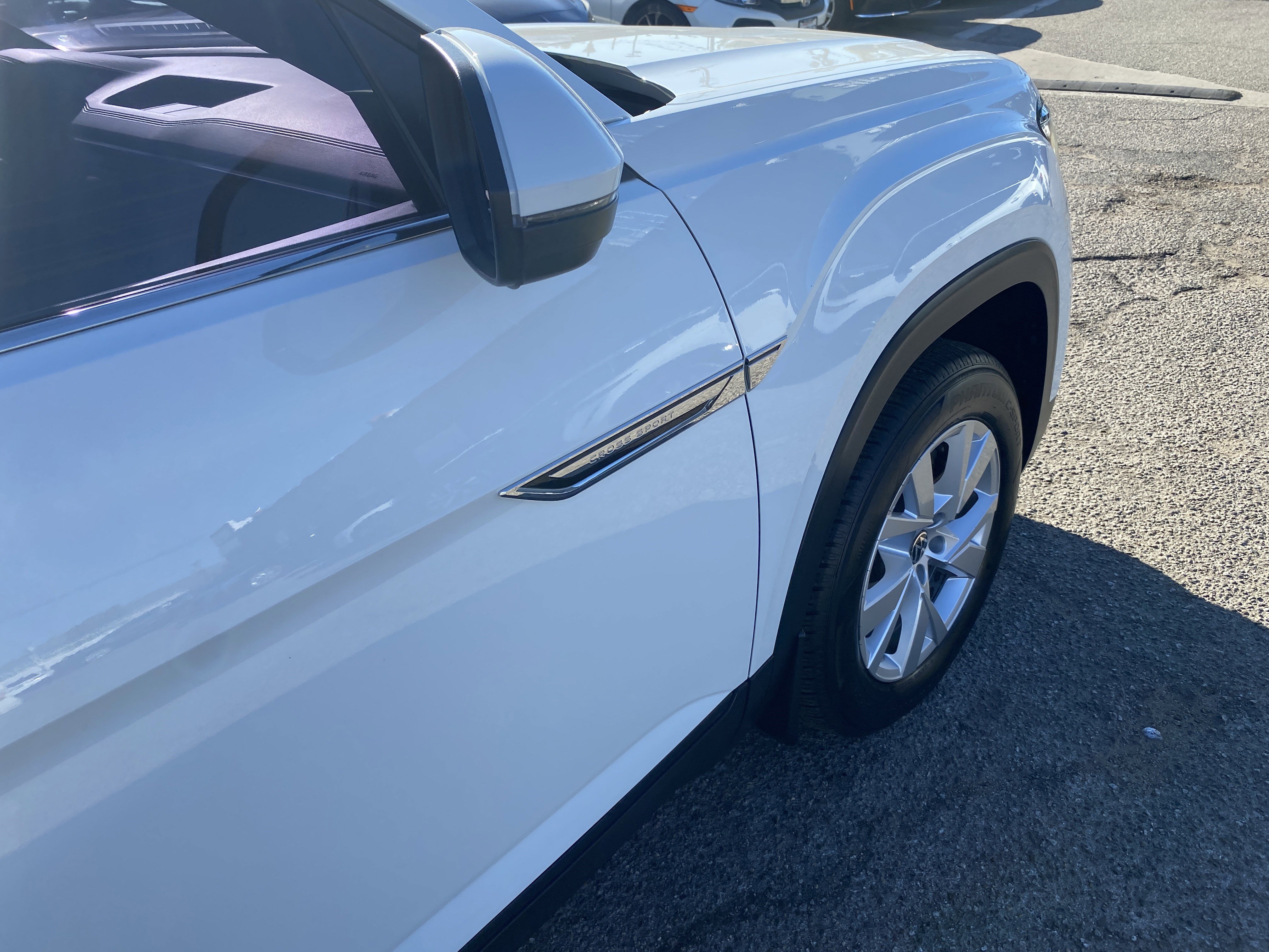 Used 2020 Volkswagen Atlas Cross Sport S image 24