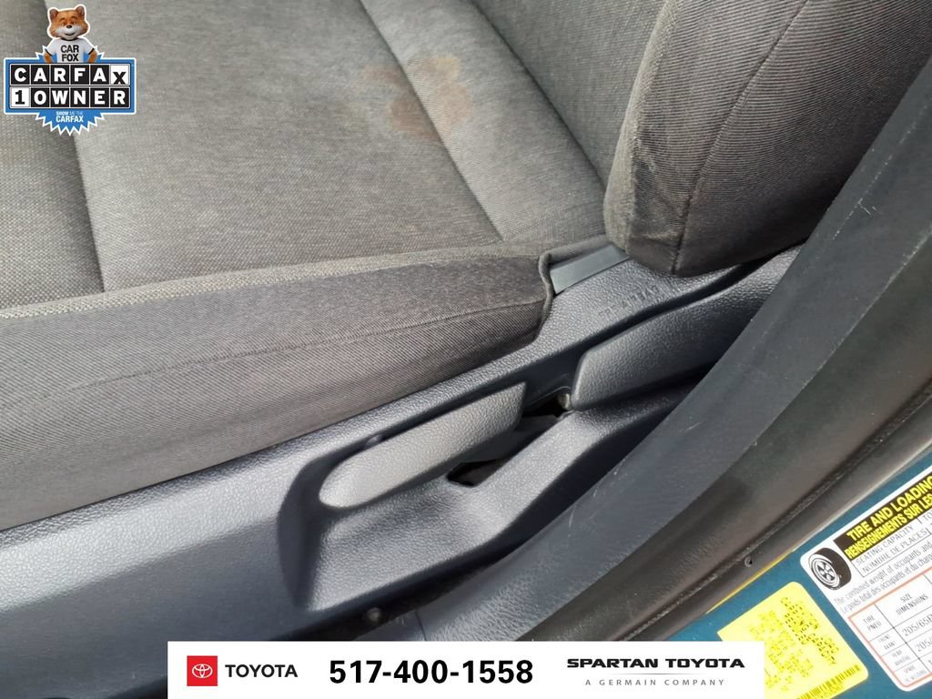 Used 2025 Toyota Camry LE FWD image 17