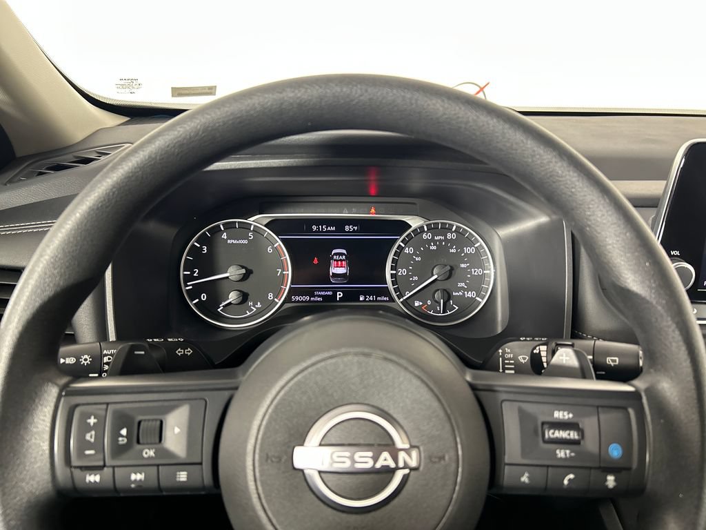 Used 2024 Nissan Rogue SV FWD image 13