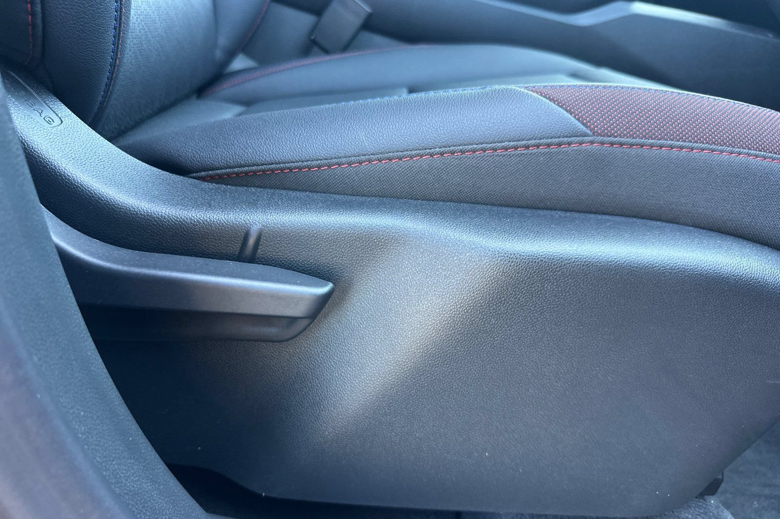 Used 2026 Chevrolet Equinox RS w/ LPO, Floor Liner Package FWD image 21