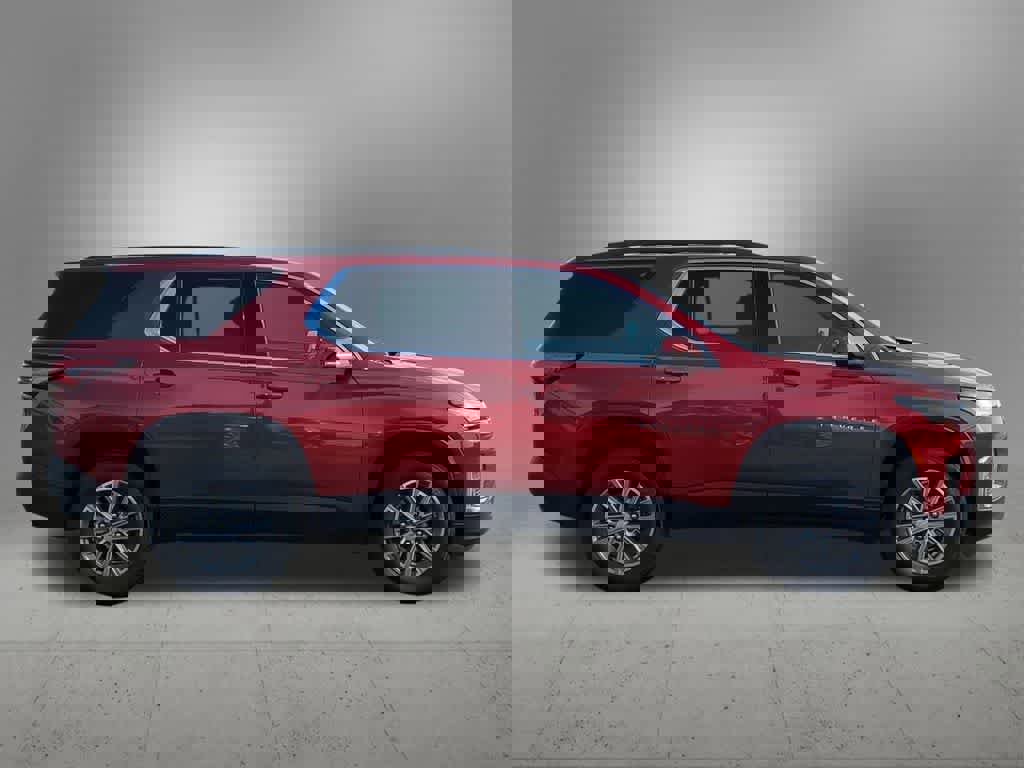 Used 2024 Chevrolet Traverse LT image 7