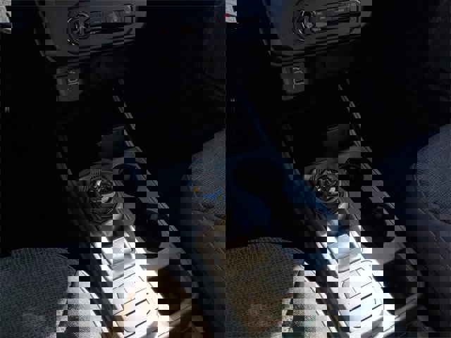 New 2025 Ford Maverick XL w/ Equipment Group 101A image 24