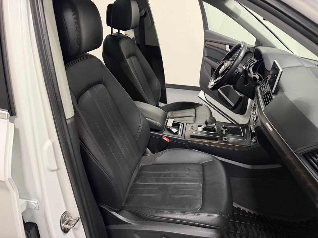 Used 2018 Audi Q5 2.0T Premium Plus w/ Premium Plus Package AWD/4WD image 17