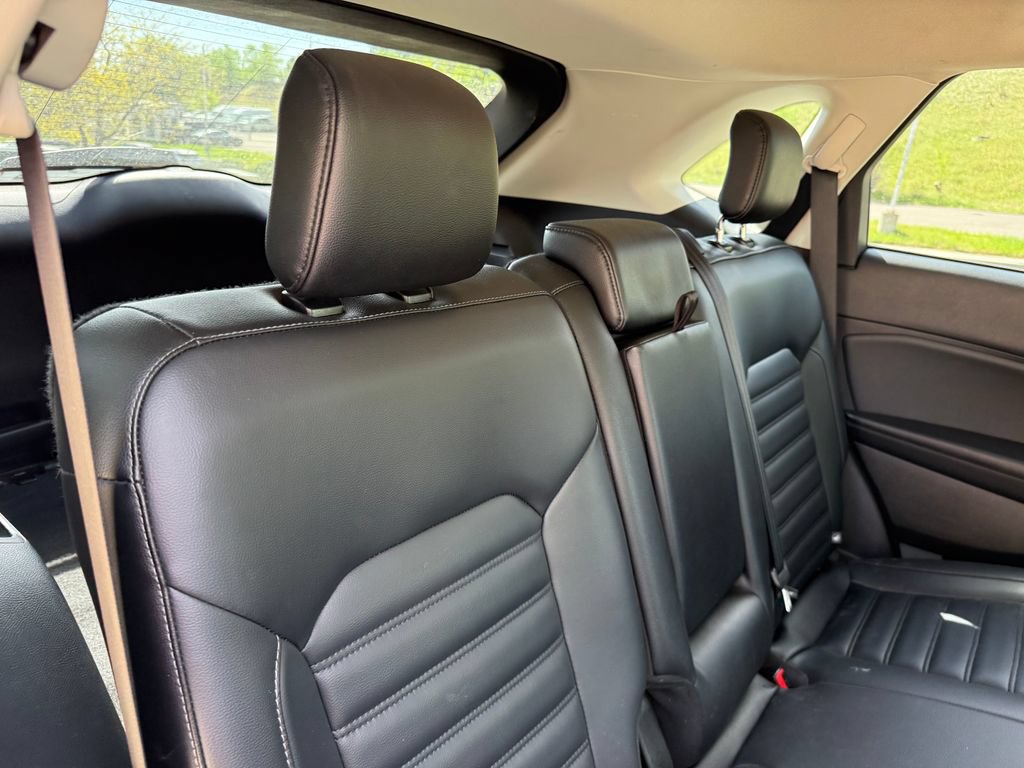 Certified 2024 Ford Edge SEL AWD/4WD image 25