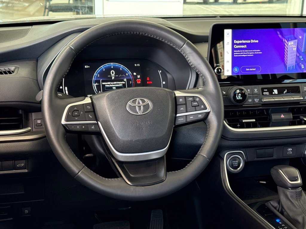 Certified 2024 Toyota Grand Highlander FWD image 33