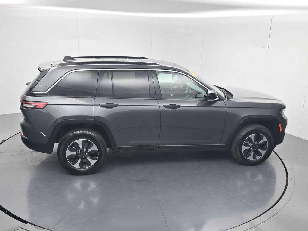 Used 2025 Jeep Grand Cherokee Limited 4xe AWD/4WD image 63