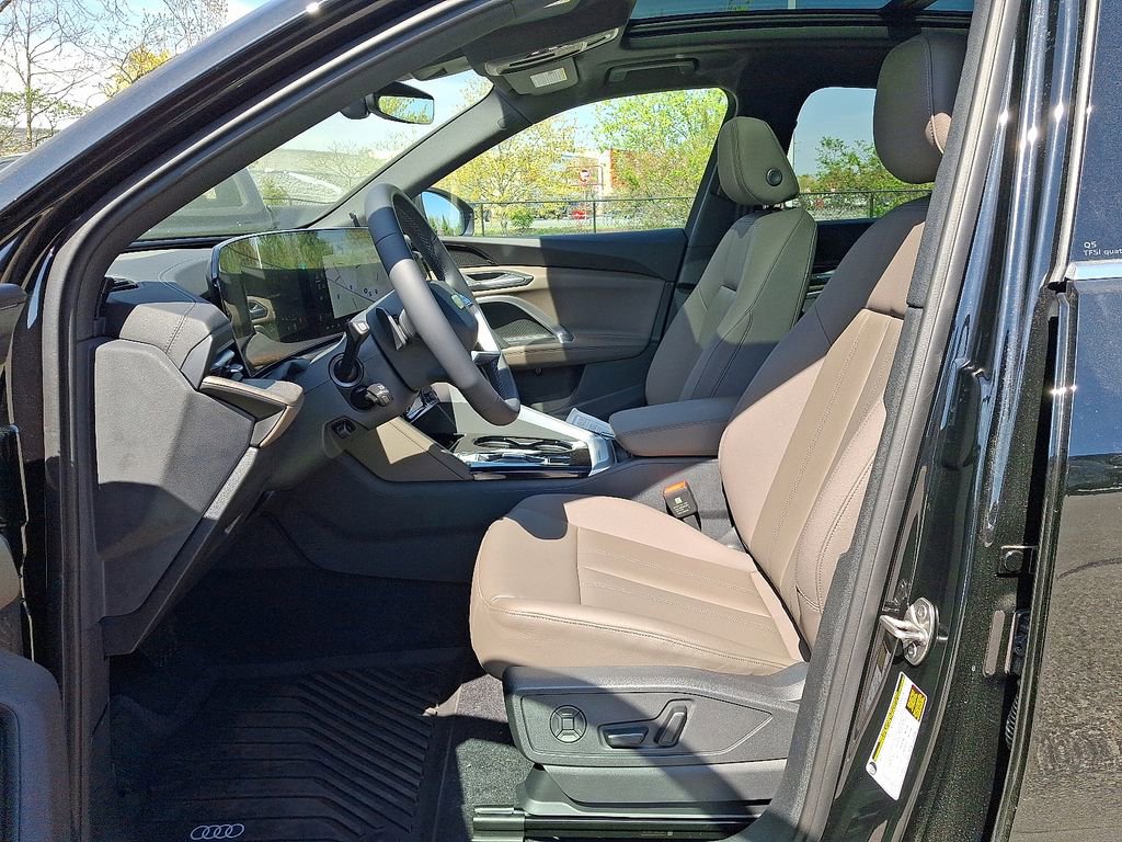 New 2025 Audi Q5 Premium AWD/4WD image 6
