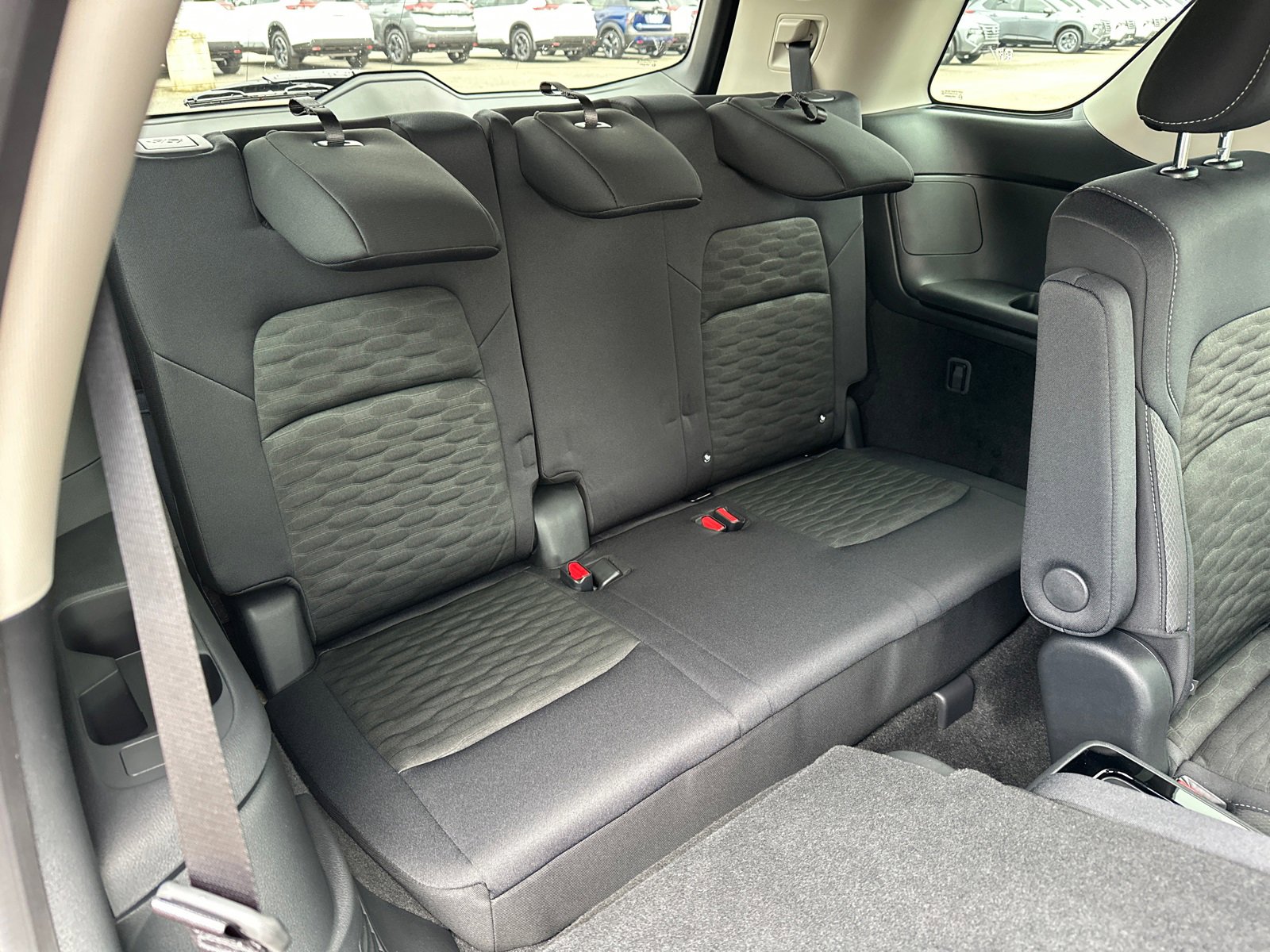 New 2025 Nissan Pathfinder SV w/ SV Premium Package image 15