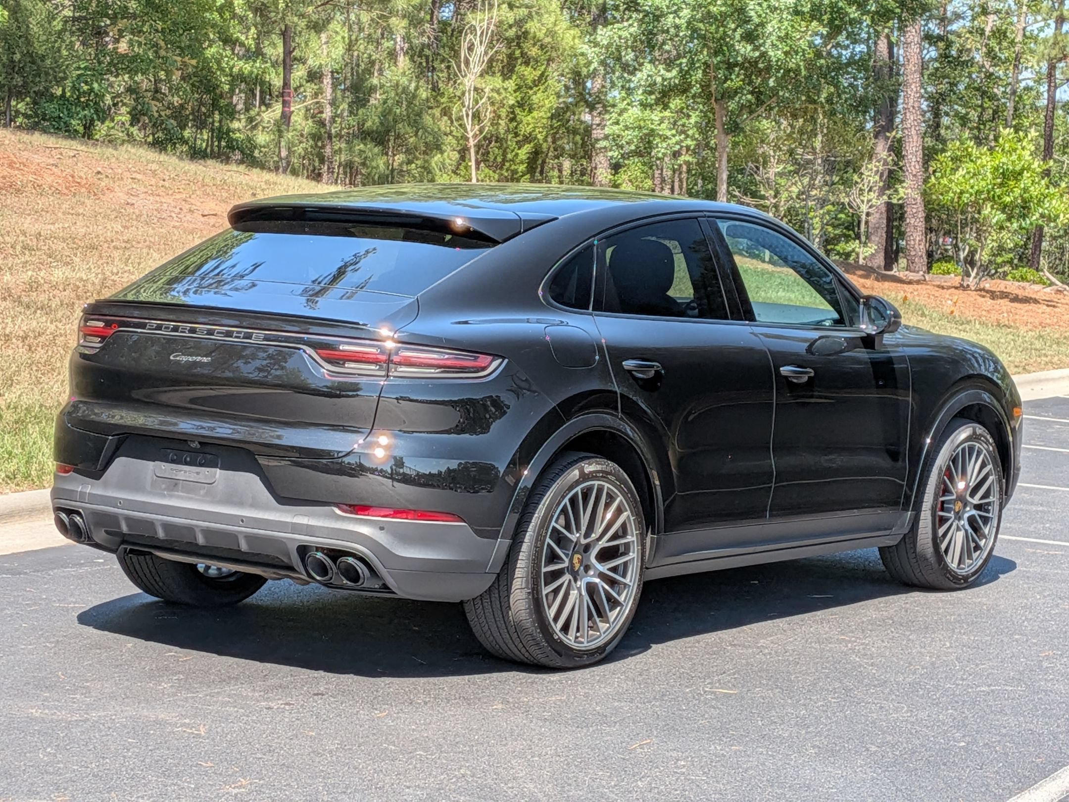 Certified 2023 Porsche Cayenne Platinum Edition AWD/4WD image 31