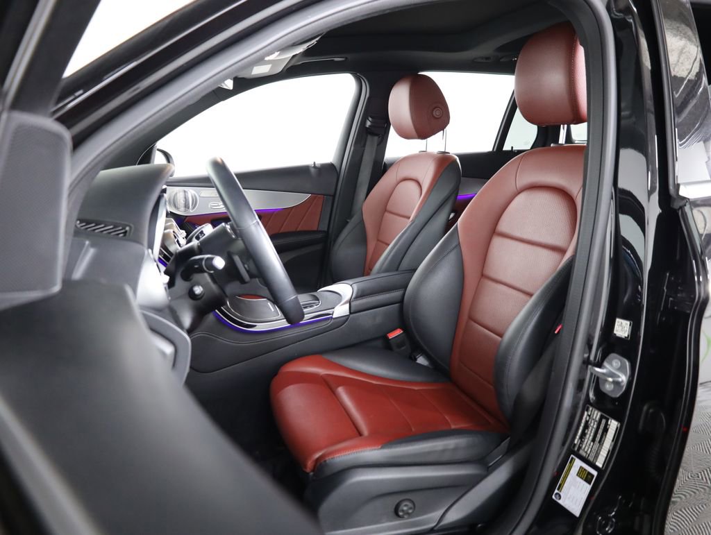 Used 2020 Mercedes-Benz GLC 300 4MATIC image 42