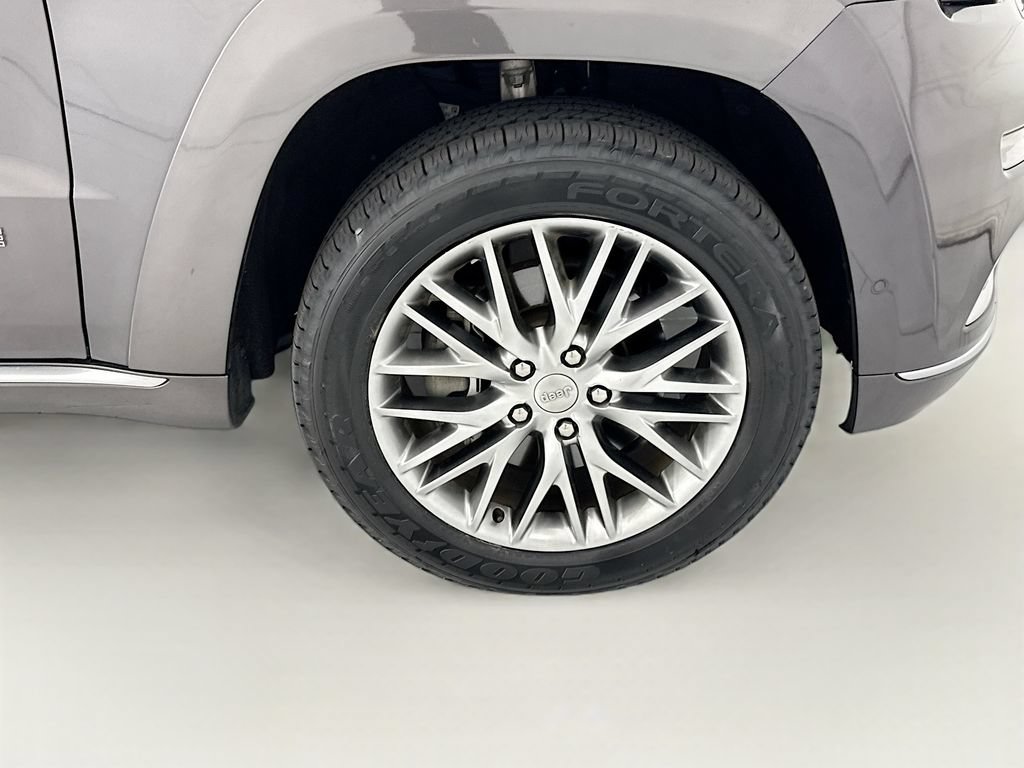 Used 2018 Jeep Grand Cherokee Summit w/ Platinum Series Group AWD/4WD image 30