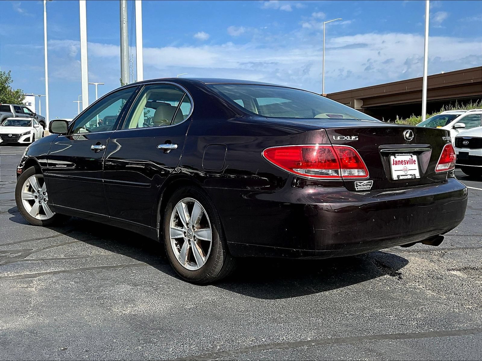 Used 2005 Lexus ES 330 FWD image 3