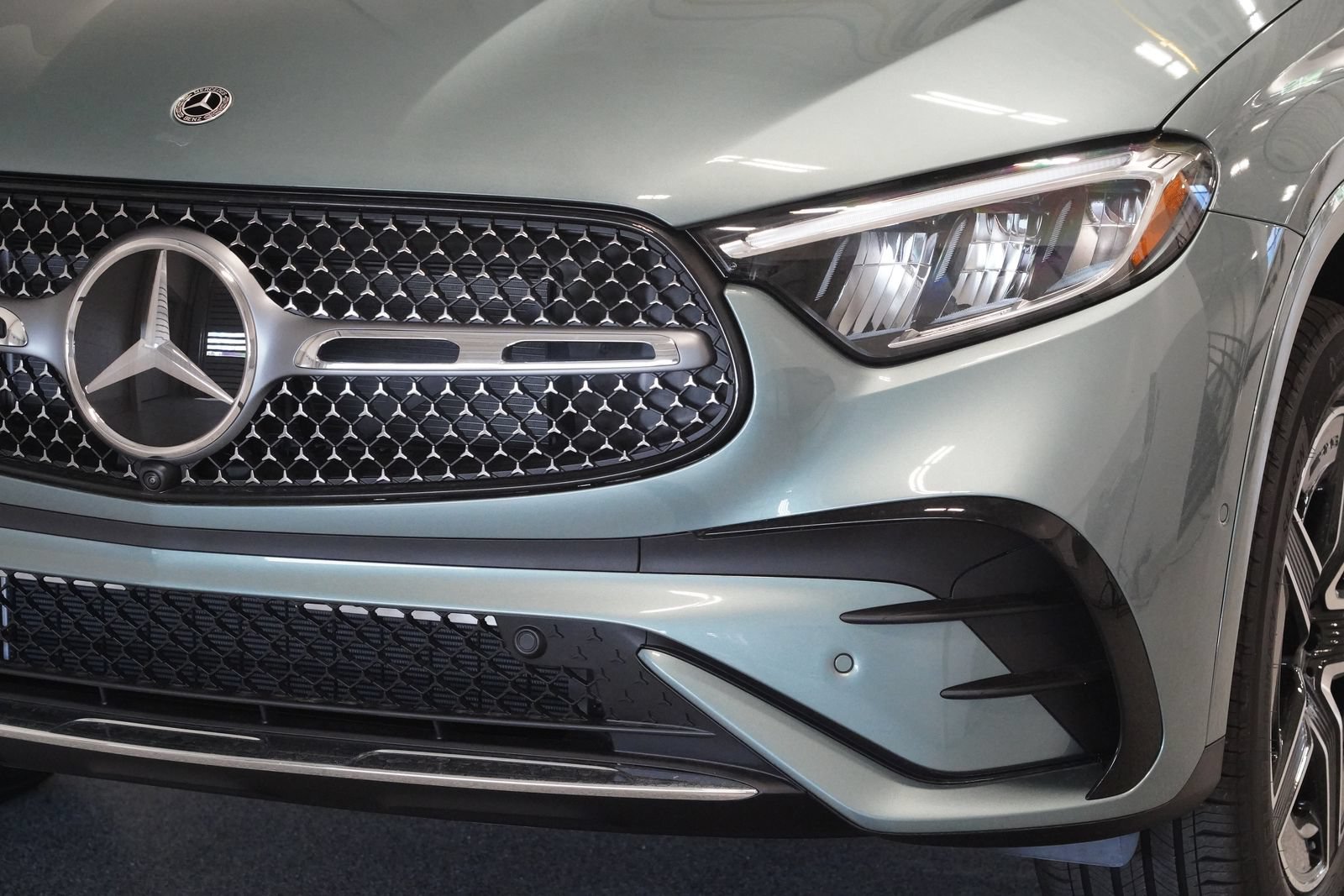 New 2026 Mercedes-Benz GLC 300 4MATIC image 8