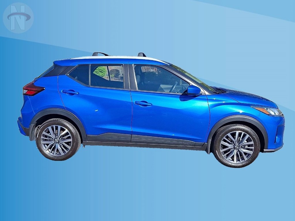 Used 2024 Nissan Kicks SV w/ Interior Electronics Package FWD image 9