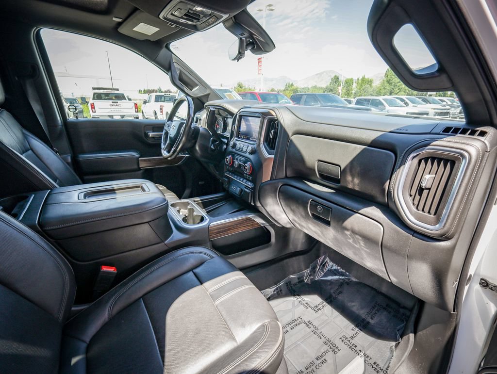 Used 2020 Chevrolet Silverado 1500 High Country w/ Technology Package AWD/4WD image 24