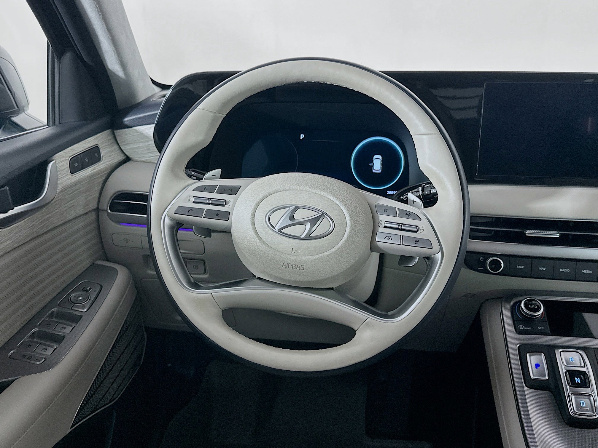 Used 2024 Hyundai Palisade Calligraphy FWD image 18