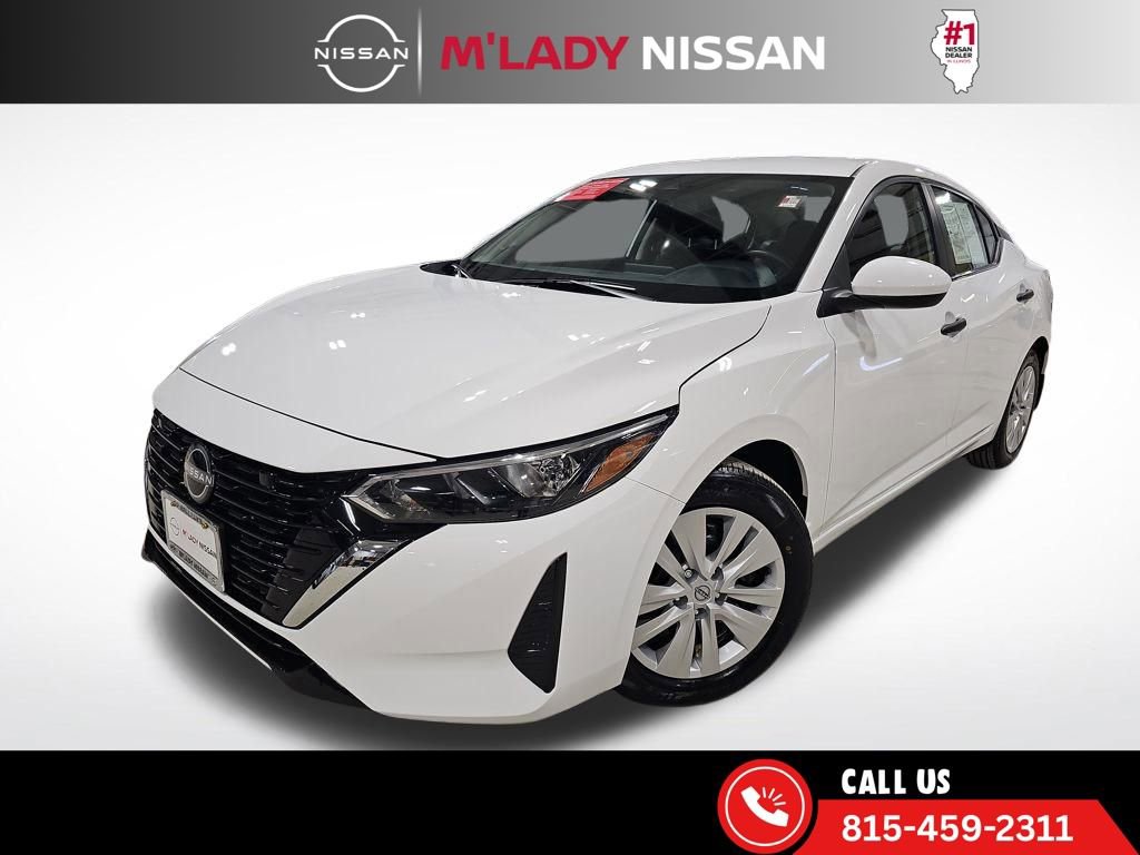 Used 2025 Nissan Sentra S image 2