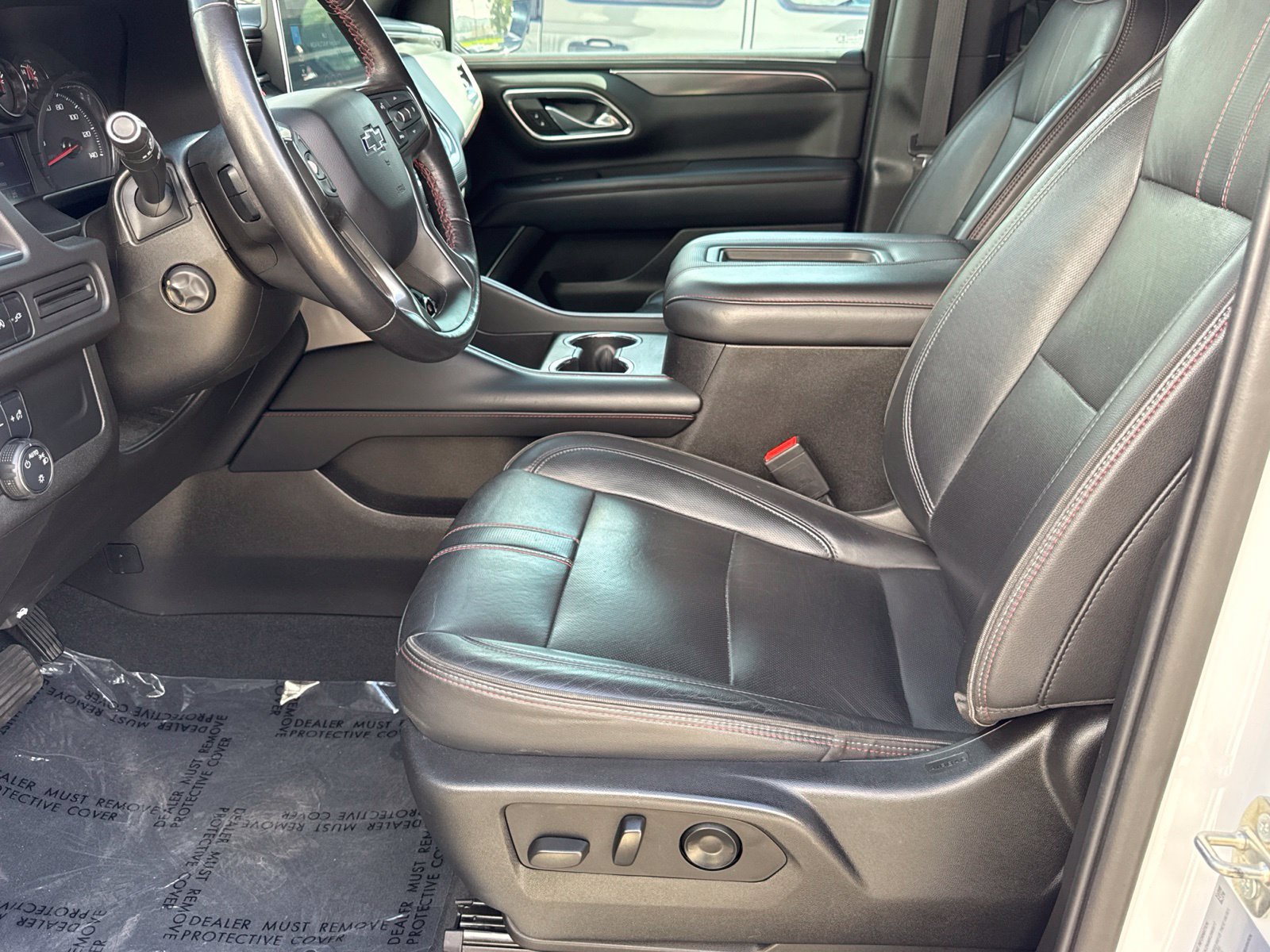 Used 2021 Chevrolet Suburban RST w/ Luxury Package AWD/4WD image 25