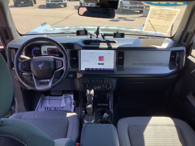 Used 2022 Ford Bronco Outer Banks w/ Sasquatch Package AWD/4WD image 6