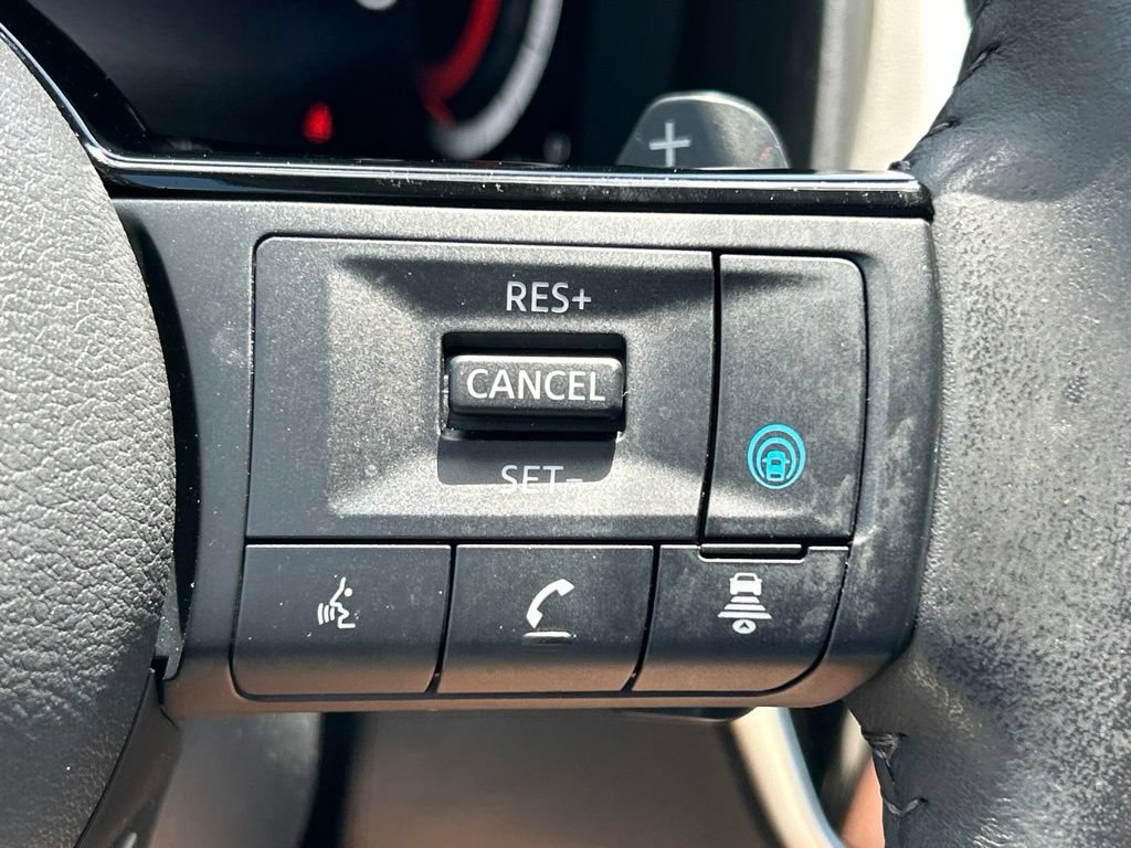 Certified 2024 Nissan Rogue SL FWD image 28