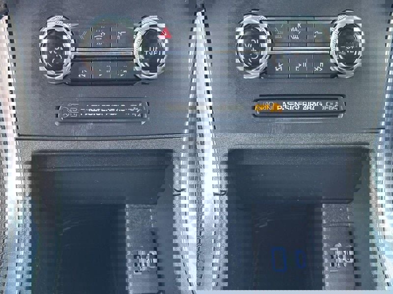 Used 2022 Ford Edge Titanium w/ Equipment Group 301A image 23