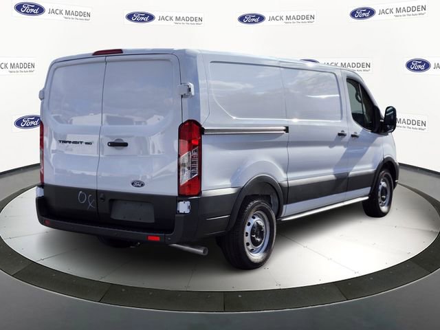 New 2026 Ford Transit 150 Low Roof RWD image 5
