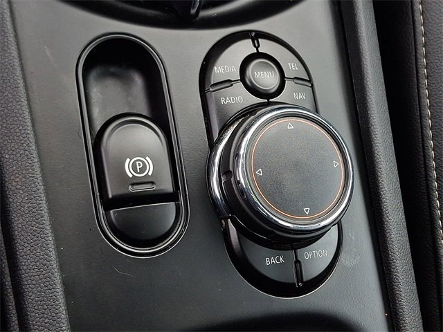 Used 2017 MINI Cooper Clubman ALL4 image 27