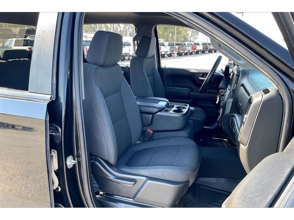 Used 2021 Chevrolet Silverado 1500 Custom Trail Boss AWD/4WD image 8